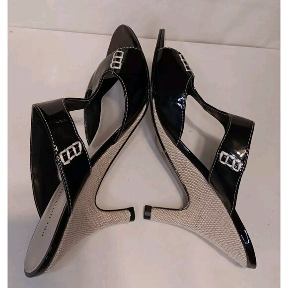 Predictions Women 7.5 Black and Tan 2000s Faux Patent Leather Sandal Slides Mule - Picture 5 of 11